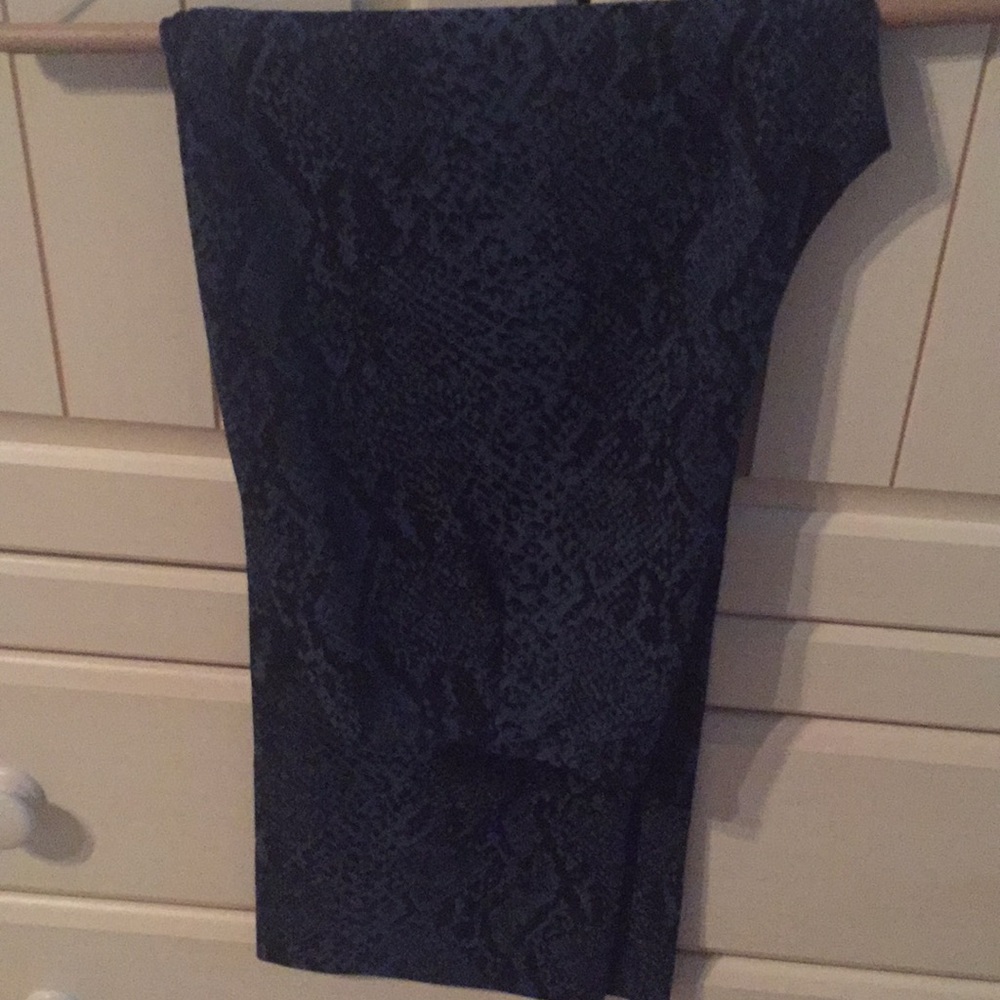 Karen Kane flat front side zipper pants